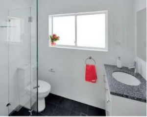 Featured bathroom: Clean and light